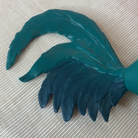 HTF Disney 2017 Moana Plastic squeeze and scream Hei Hei rooster squeaky toy - Picture 6 of 10